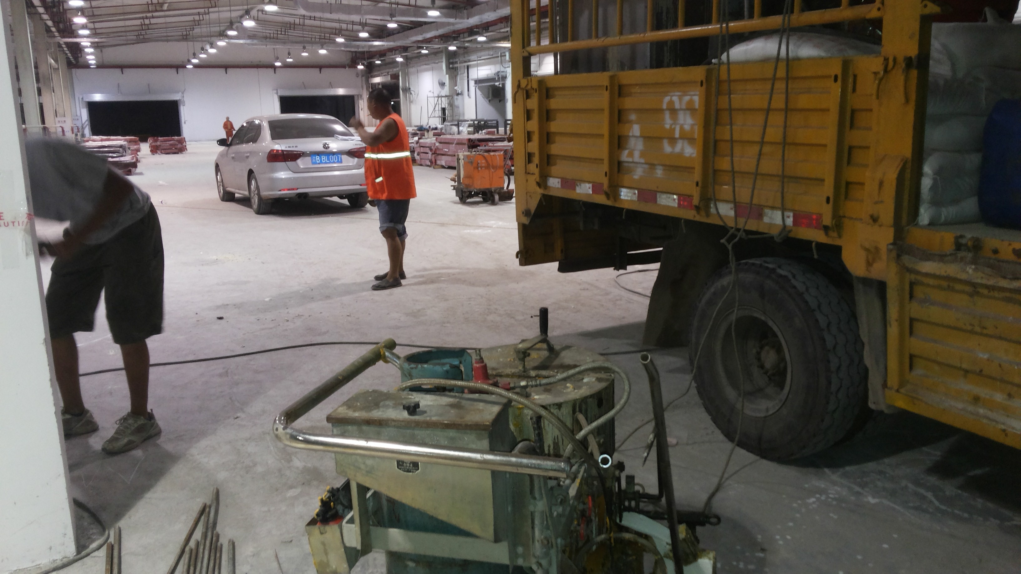 公司自有划线设备